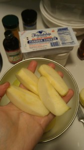 Gluten Free SCD Apple Cinnamon Cheese Cake on kettlemeddler.com